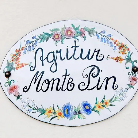 Agritur Monte Pin Feriegård Livo (Trentino Alto Adige)