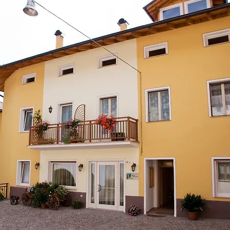 Feriegård Agritur Monte Pin *